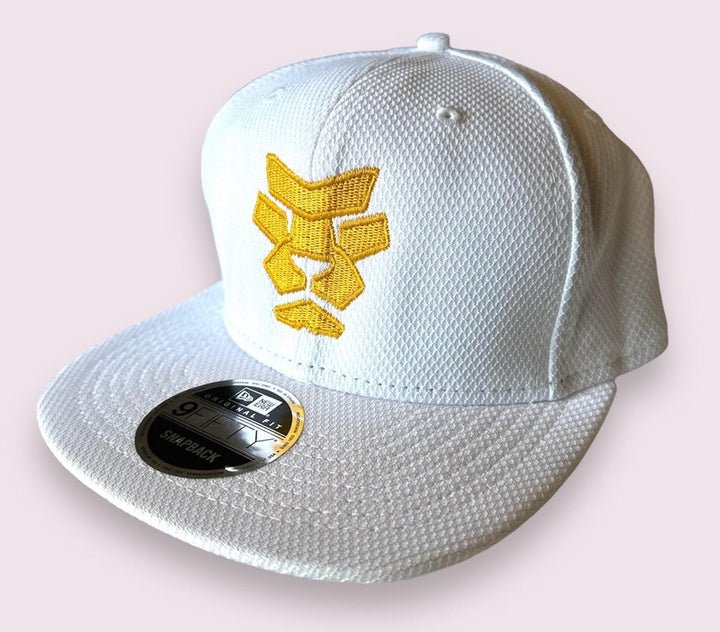 L10N SNAPBACK HAT